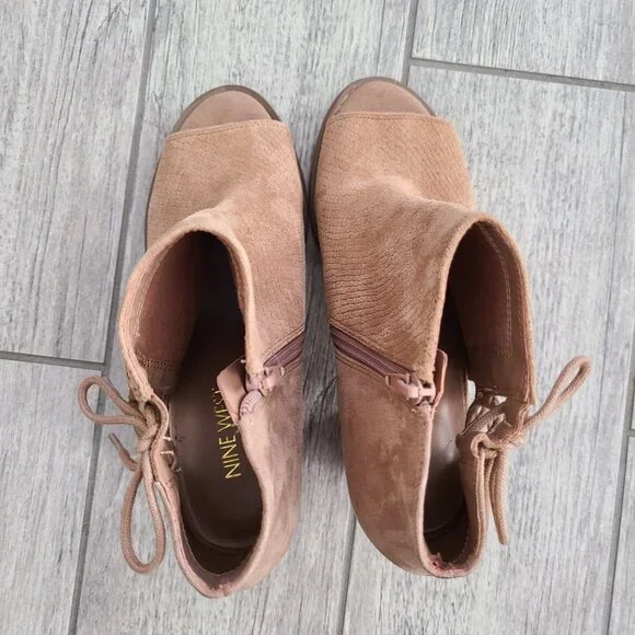 Nine West lace up ankle booties tan suede size 8.5 women's - Picture 7 of 15